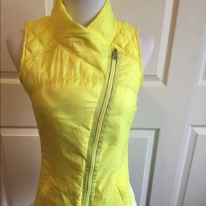 Lululemon Fluffed Up Vest Size 4